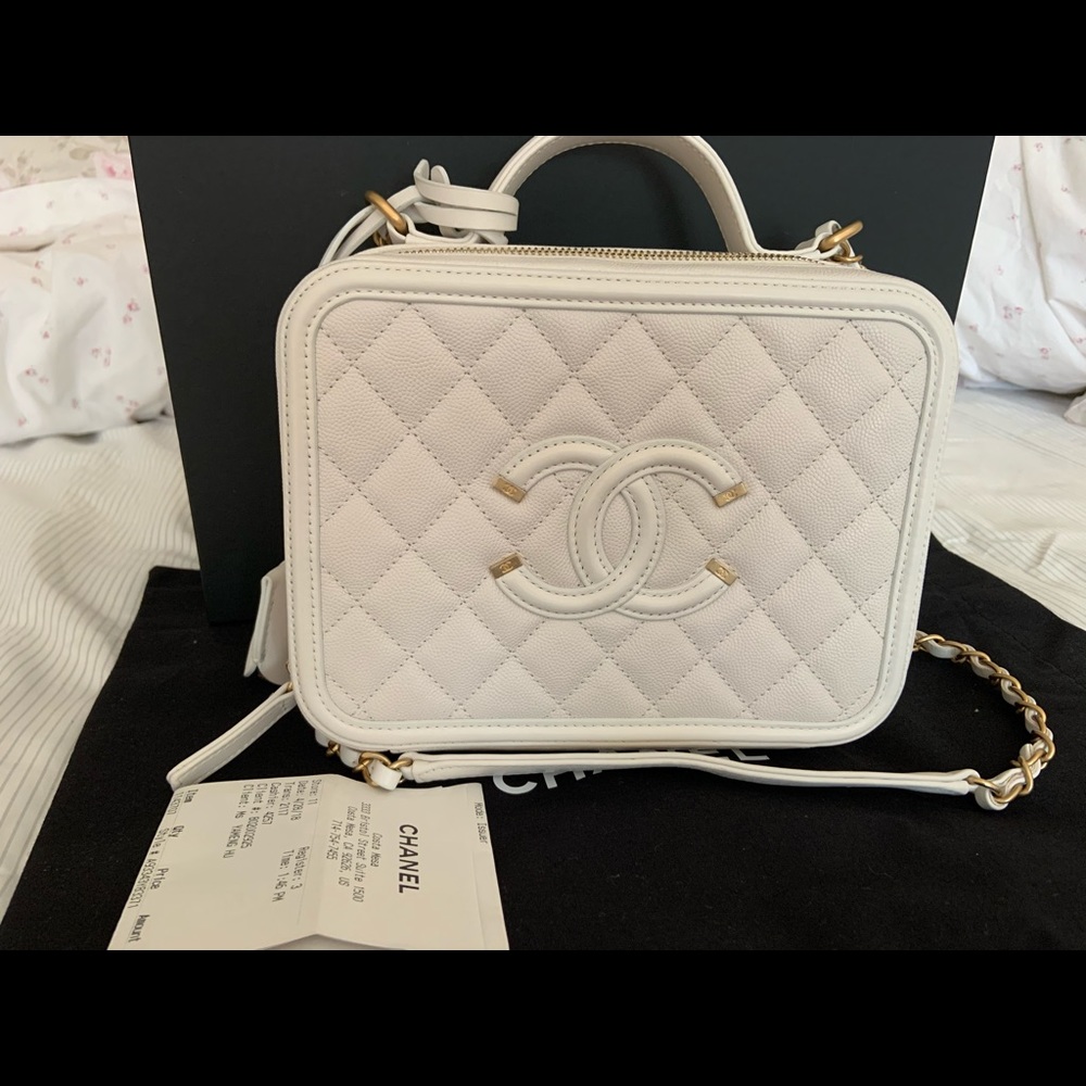 Chanel medium vanity case